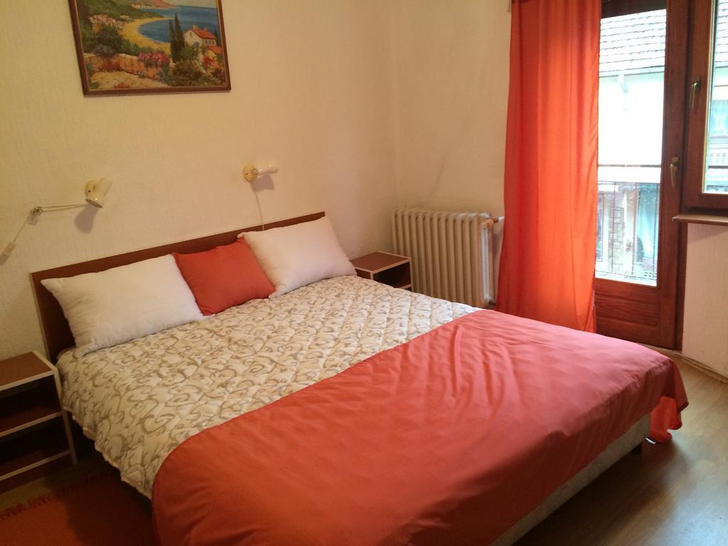 Guesthouse Smiljanic Slavkovica Exterior foto